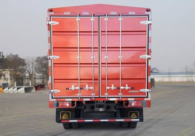 豪沃牌国六5.15米仓栅式运输车 高效可靠的货物运输解决方案
