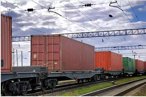 交通部多措并举规范执法与运输结构，根治重复罚款与推进“公转铁”并行